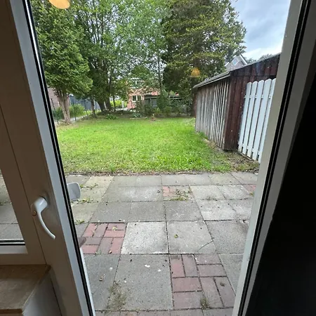 Monteurwohnung Mit Grossem Garten